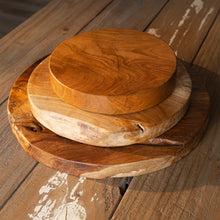 Load image into Gallery viewer, Reclaimed Wood Chopping Board - Round - Medium