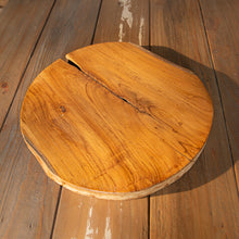 Load image into Gallery viewer, Reclaimed Wood Chopping Board - Round -  Large