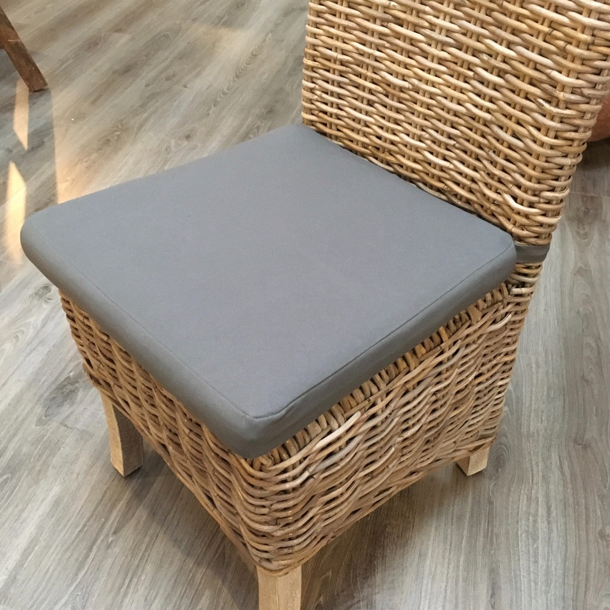 Kubu dining chair shop cushion