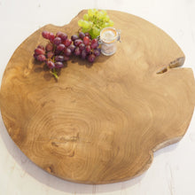 Load image into Gallery viewer, Reclaimed Wood Chopping Board - Round -  Large