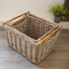 Load image into Gallery viewer, Wicker Basket with Wooden Handles &#39;Carmona&#39; - Small