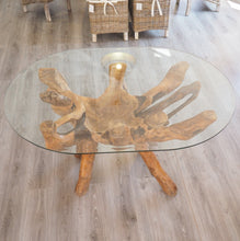 Load image into Gallery viewer, 140x100cm Oval Teak Root Dining Table with tempered glass top