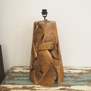 Pyramid Wooden Table Lamp - Xilon