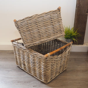 Wicker Basket with Wooden Handles 'Carmona' - Small