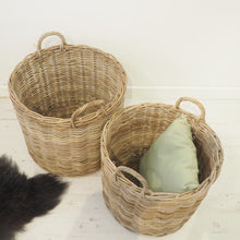Load image into Gallery viewer, Round Wicker &#39;Boal&#39; Basket - Small